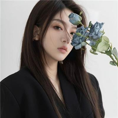 退婚后云小姐惊艳世界